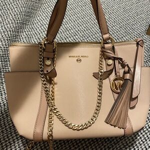 MK Sullivan Small Soft Pink/ Gold. Satchel/ Crossbody